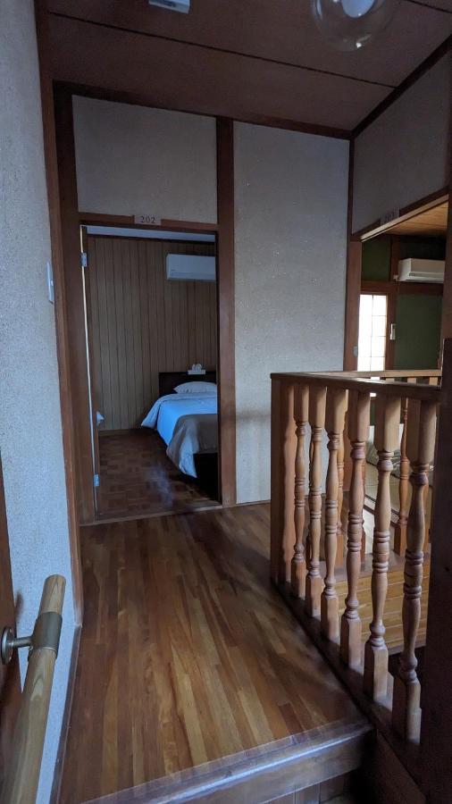 Hotel Kix House Waraku III 和楽三号館 Izumisano Exteriér fotografie