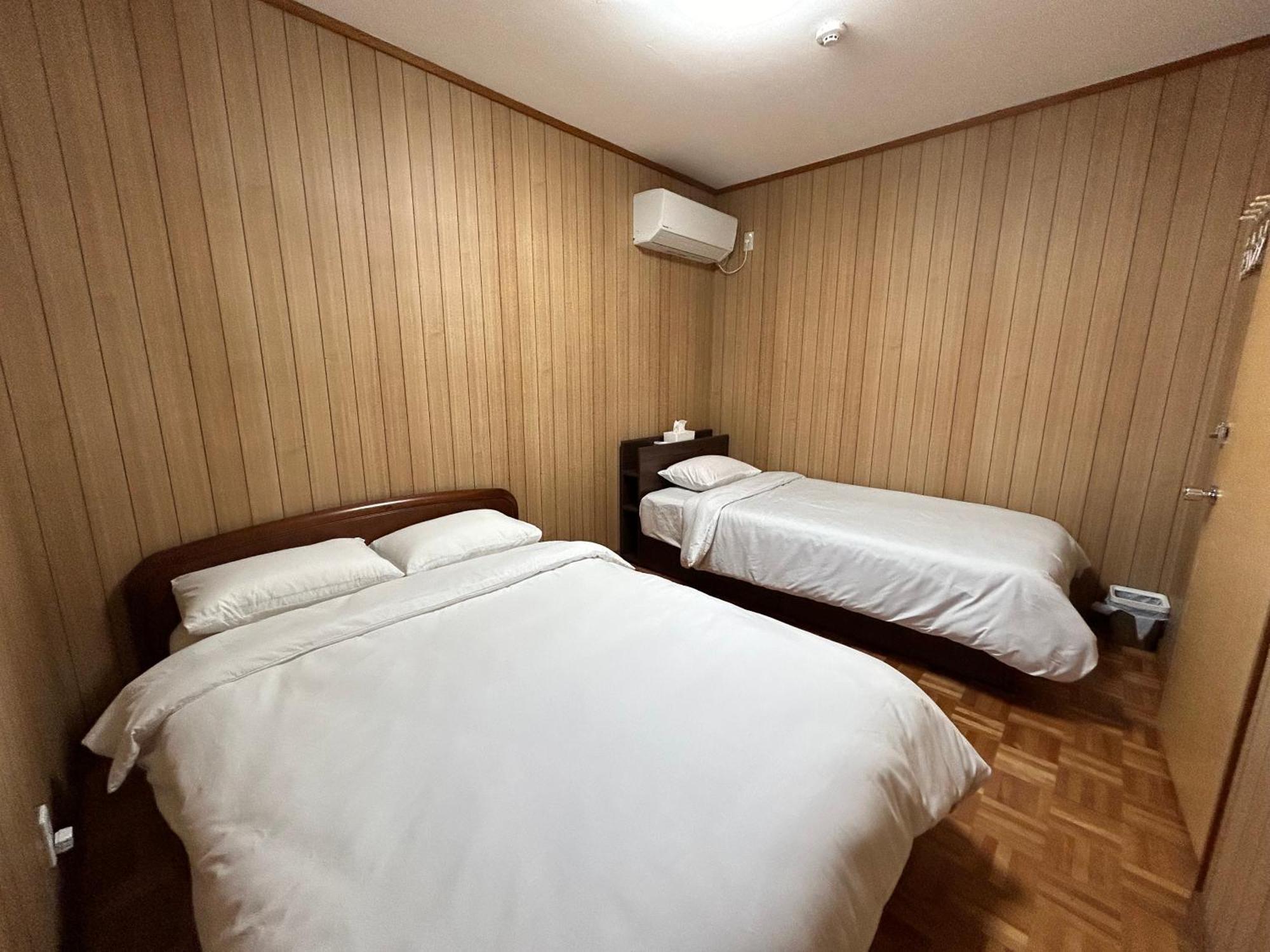 Hotel Kix House Waraku III 和楽三号館 Izumisano Exteriér fotografie